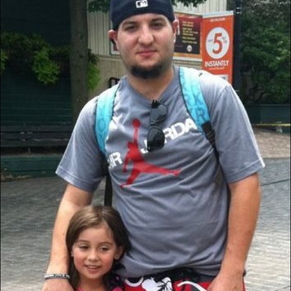 Meet your Posher, Chris - Picture 1 of 1